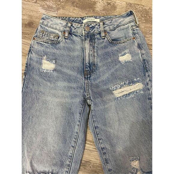 PACSUN Mom Jeans Distressed Cropped Women’s Size 24 Waist - Picture 2 of 7